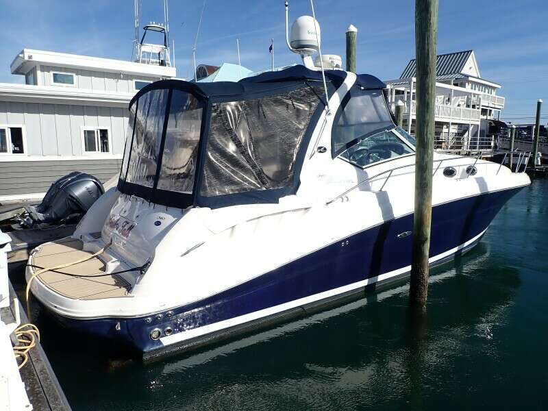 Talkn Trash 34ft Sea Ray Yacht For Sale