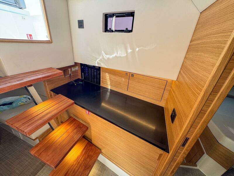 42ft De Antonio Yacht For Sale