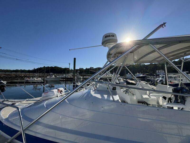 29ft Luhrs Yacht For Sale