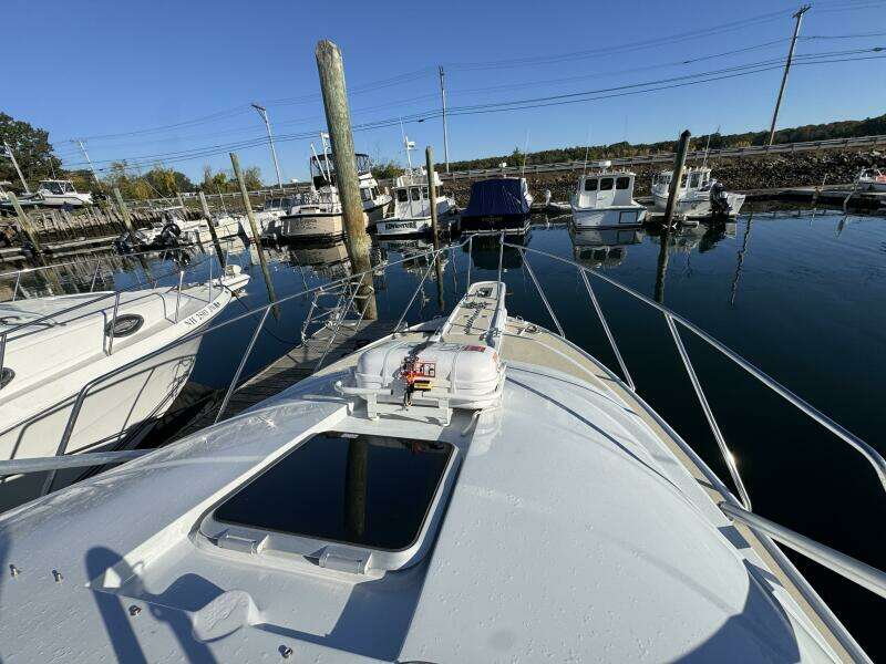 29ft Luhrs Yacht For Sale