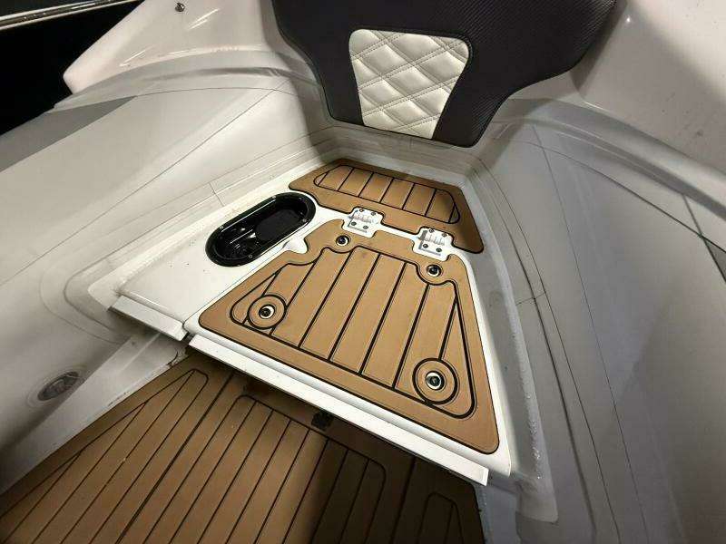 17ft Highfield Yacht For Sale