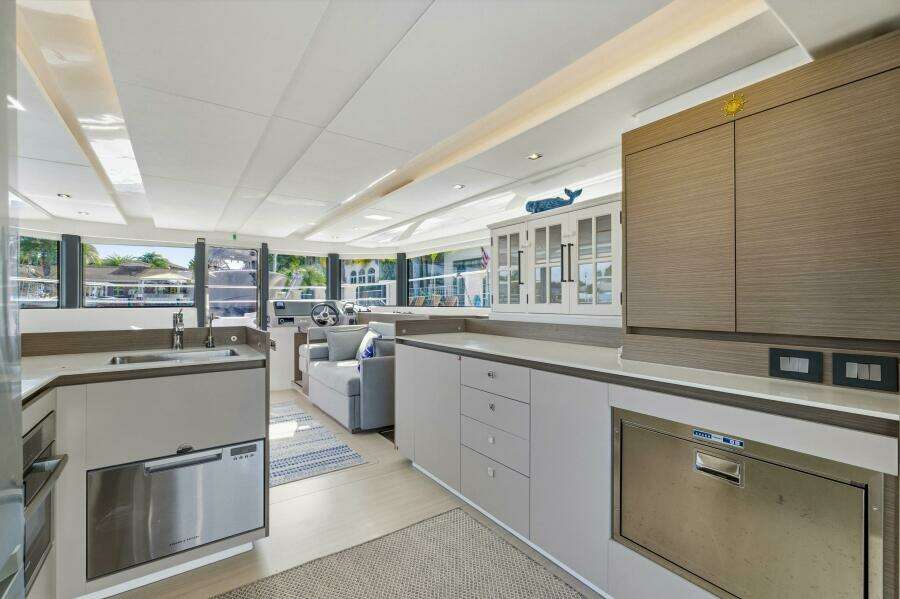 Better Now 46ft Leopard Yacht For Sale