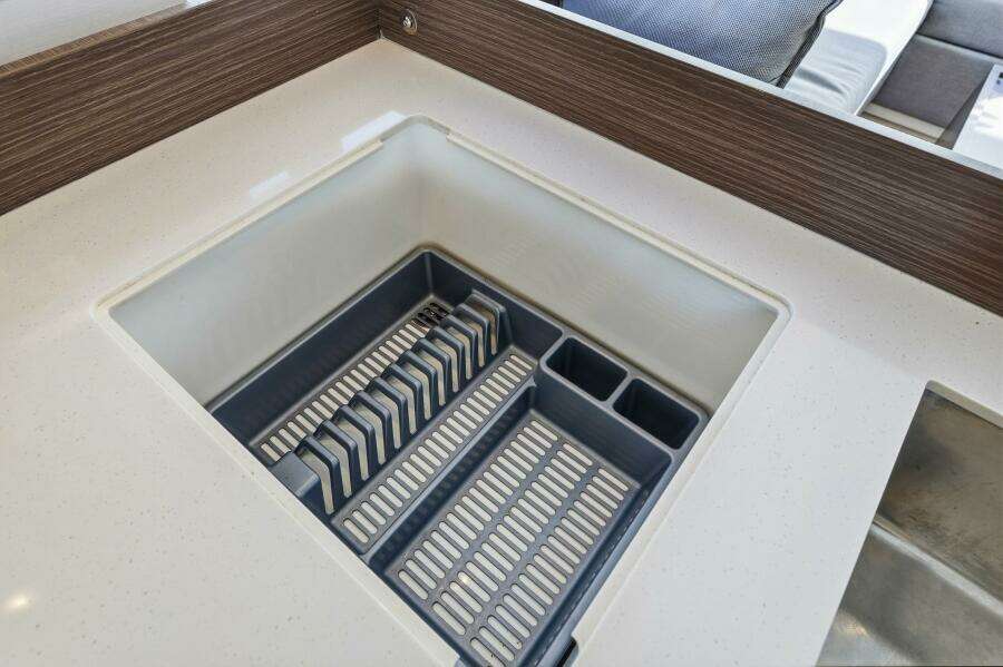 Better Now 46ft Leopard Yacht For Sale