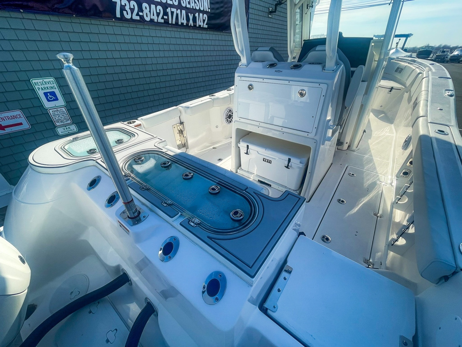 28ft Sea Fox Yacht For Sale