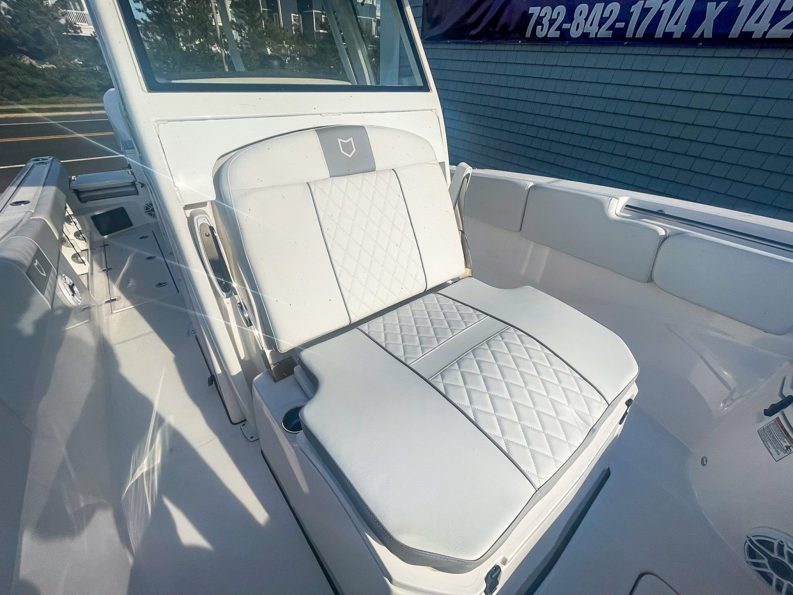 28ft Sea Fox Yacht For Sale