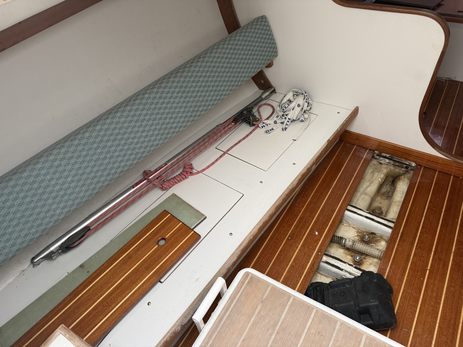 Aria 28ft Alerion Yacht For Sale