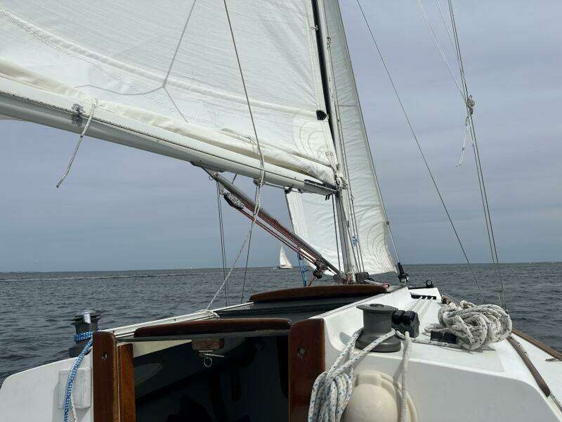 Aria 28ft Alerion Yacht For Sale