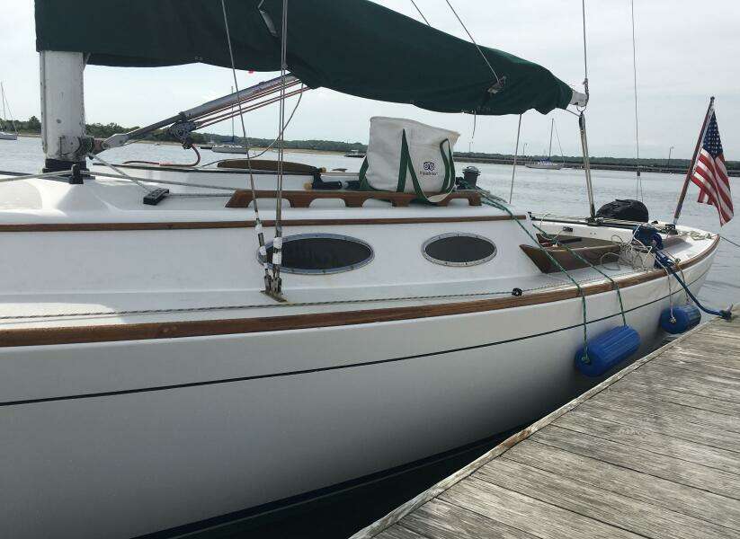 Aria 28ft Alerion Yacht For Sale