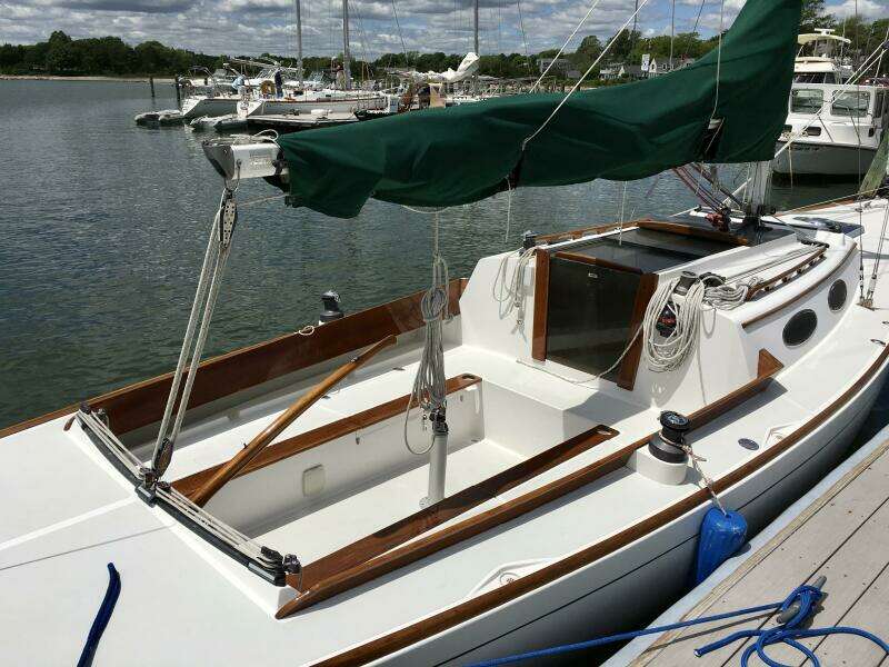 Aria 28ft Alerion Yacht For Sale