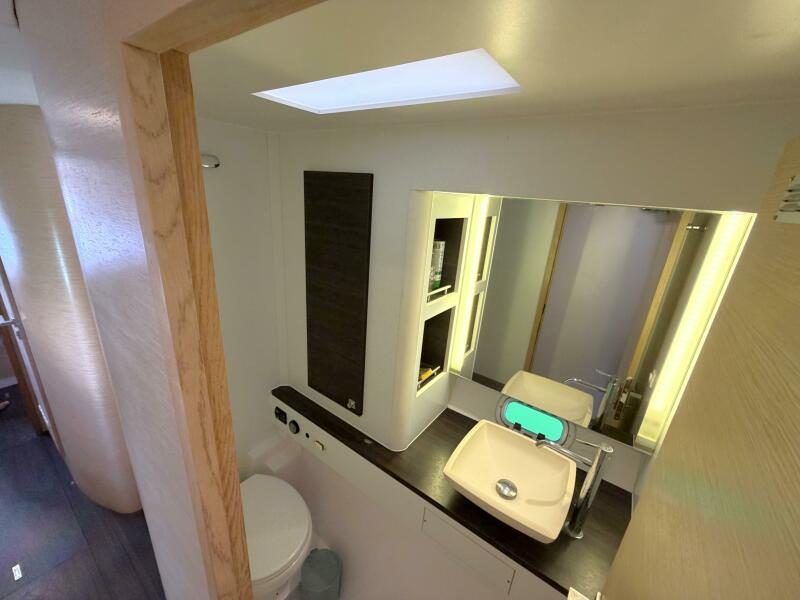 51' 2017 Sailboat 51 Inverted Bow