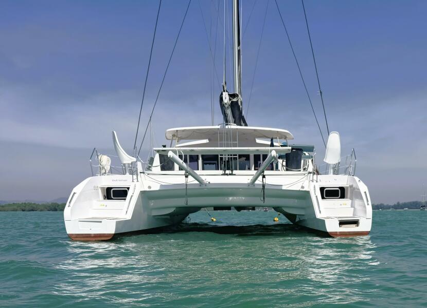 51' 2017 Sailboat 51 Inverted Bow