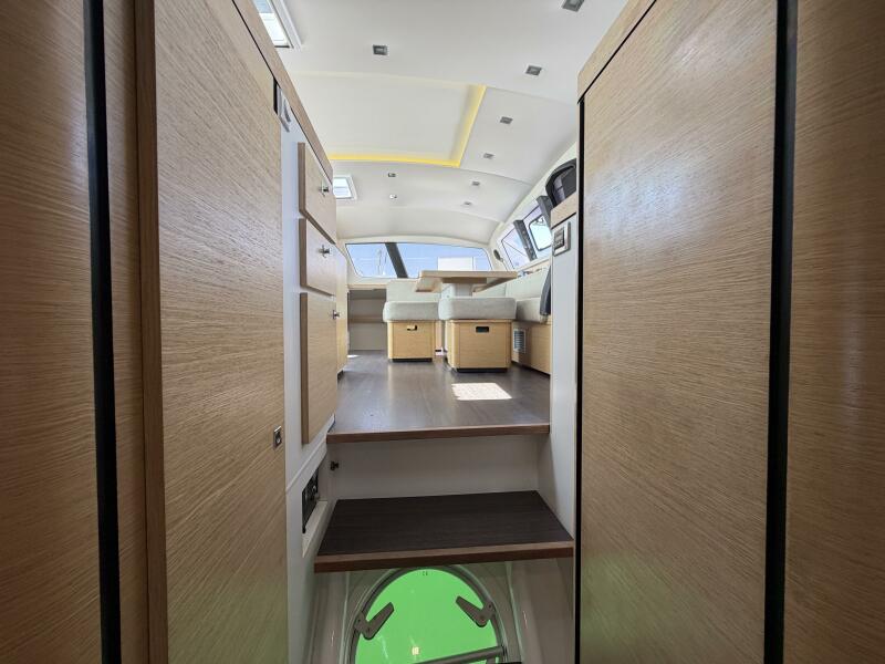 51' 2017 Sailboat 51 Inverted Bow