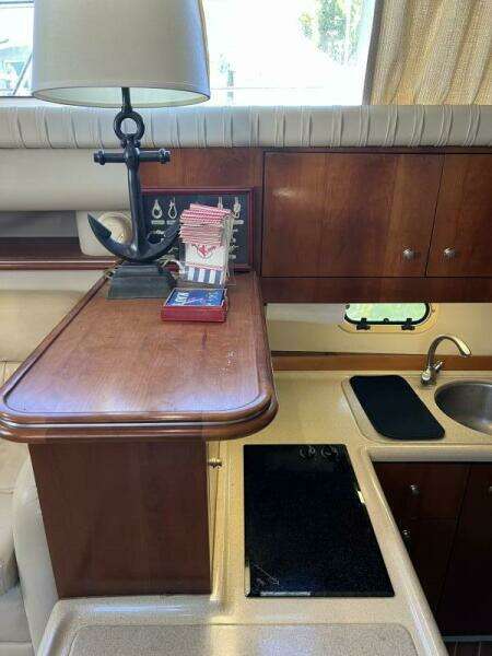 37ft Cruisers Yachts Yacht For Sale
