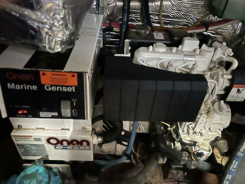 37ft Cruisers Yachts Yacht For Sale