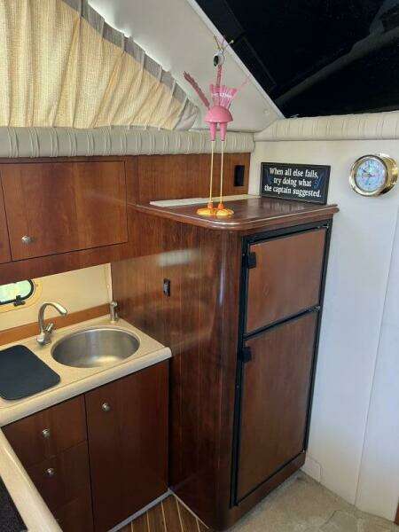 37ft Cruisers Yachts Yacht For Sale