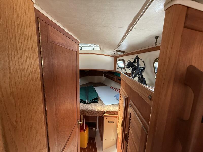 34' 1995 Pacific Seacraft 34