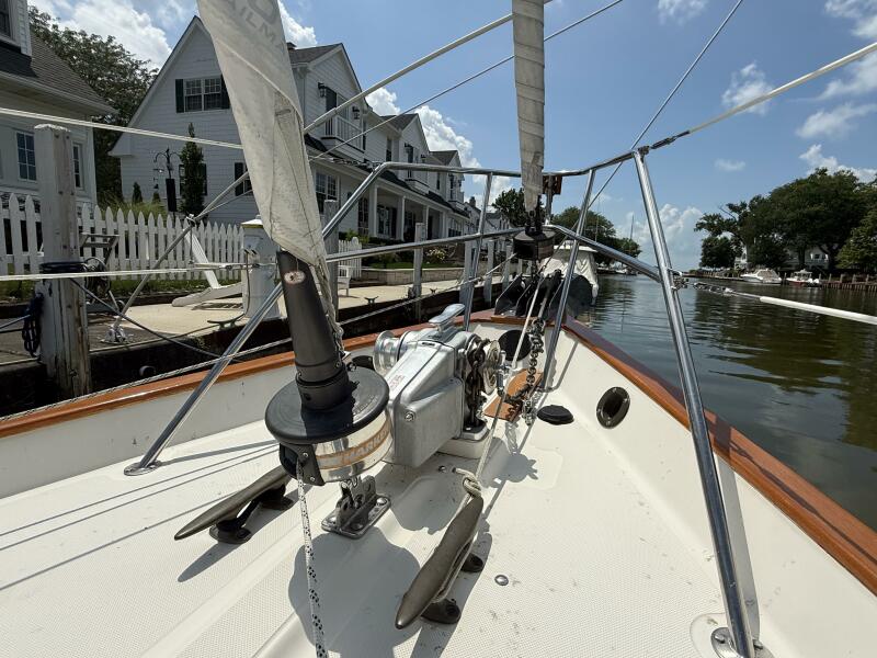 34' 1995 Pacific Seacraft 34