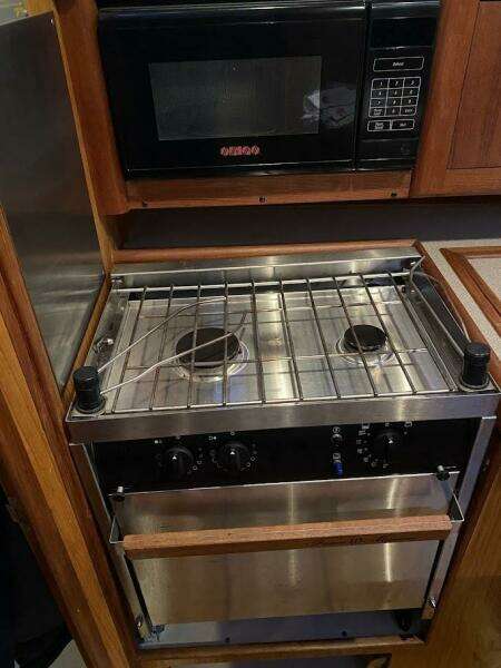 No Problem II 34ft Hunter Yacht For Sale