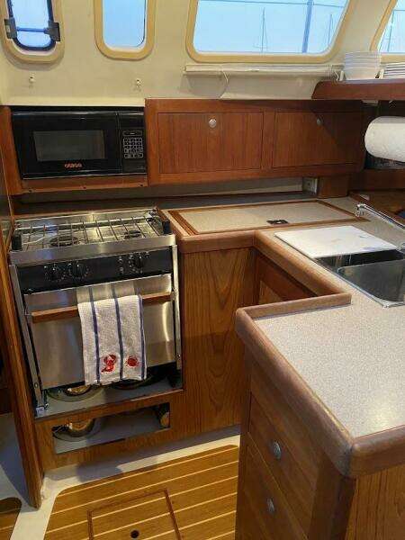 No Problem II 34ft Hunter Yacht For Sale