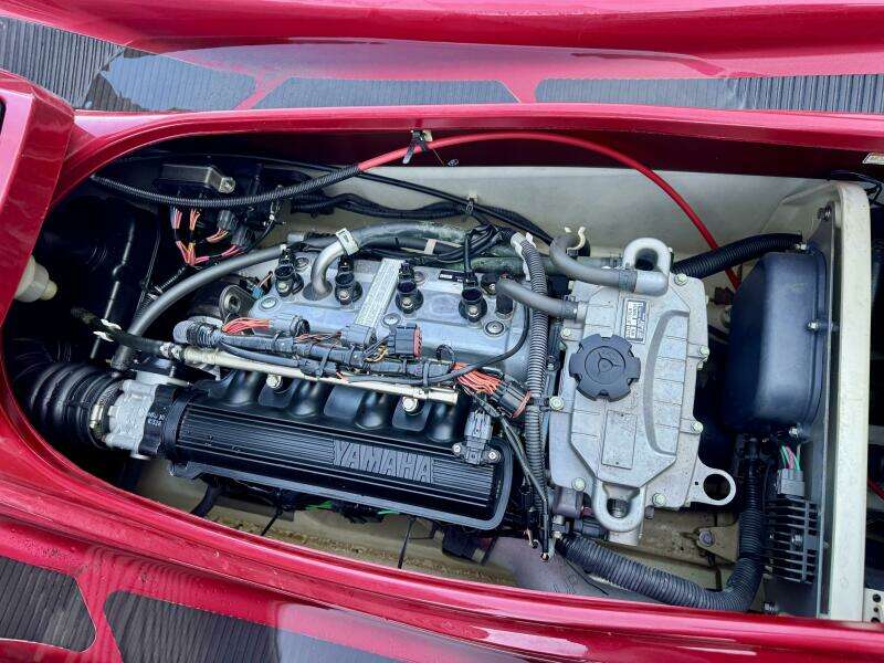 11ft Yamaha WaveRunner Yacht For Sale