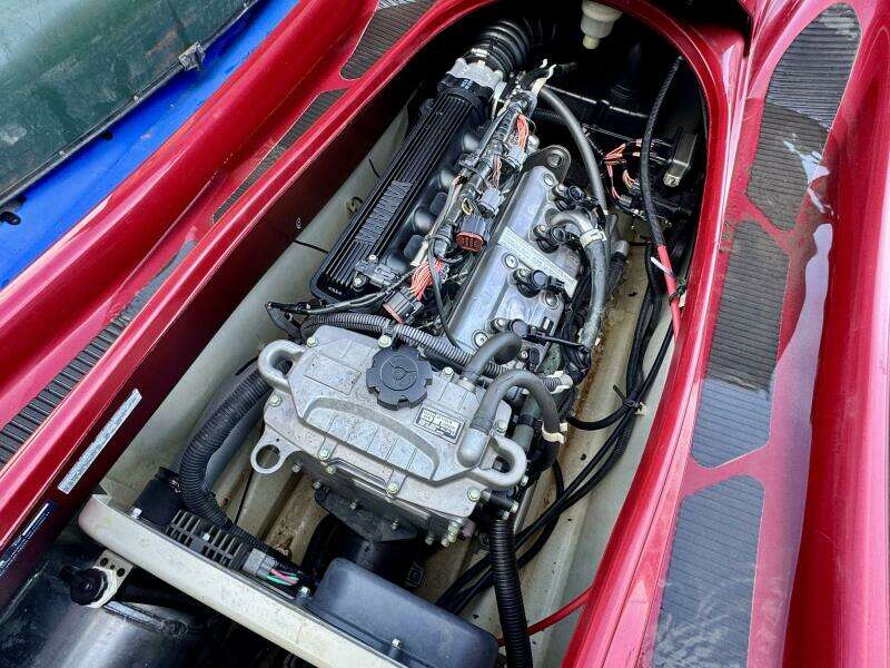 11ft Yamaha WaveRunner Yacht For Sale