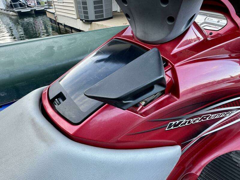 11ft Yamaha WaveRunner Yacht For Sale
