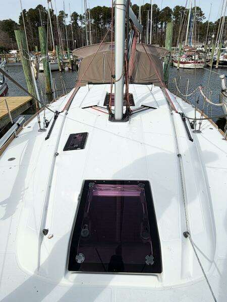 TAKE FIVE 41ft Jeanneau Yacht For Sale