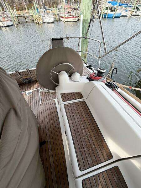 TAKE FIVE 41ft Jeanneau Yacht For Sale