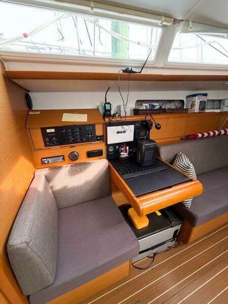 TAKE FIVE 41ft Jeanneau Yacht For Sale