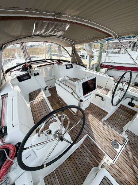 TAKE FIVE 41ft Jeanneau Yacht For Sale