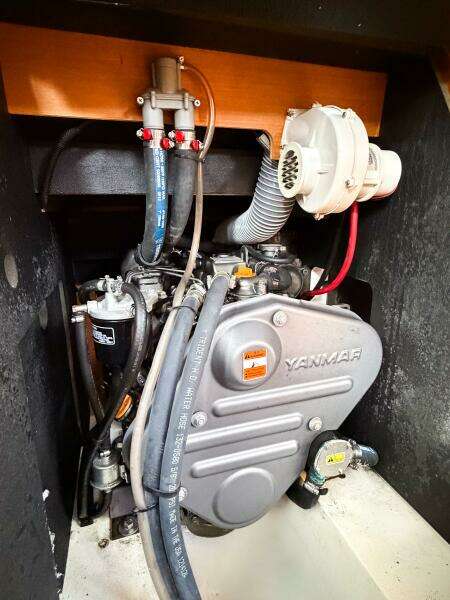 TAKE FIVE 41ft Jeanneau Yacht For Sale