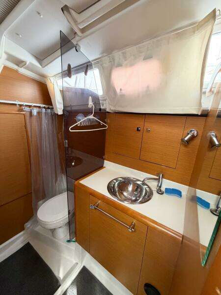 TAKE FIVE 41ft Jeanneau Yacht For Sale
