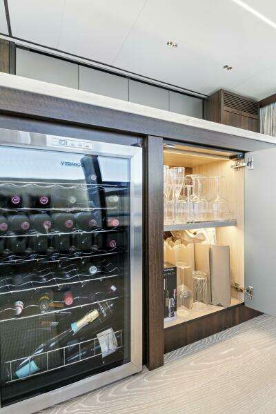 Misty K 76ft Sunseeker Yacht For Sale