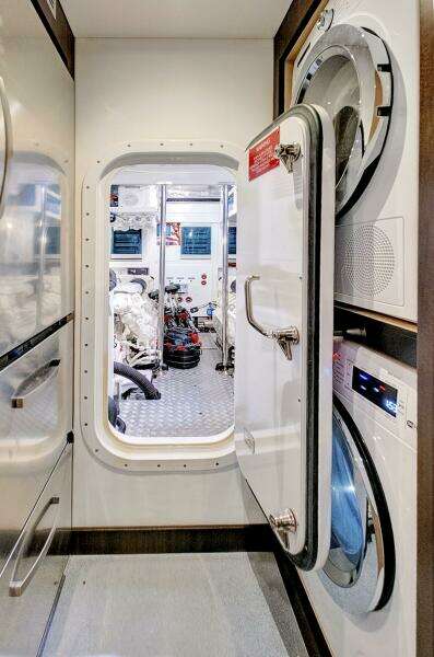 Misty K 76ft Sunseeker Yacht For Sale