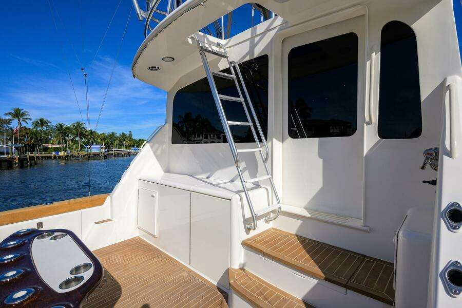 HOOK EM DANO 57ft Ocean Yachts Yacht For Sale