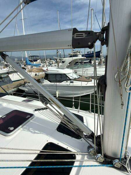 Gooseneck and Boom Vang