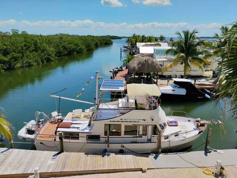 RESPITE 40ft Marine Trader Yacht For Sale