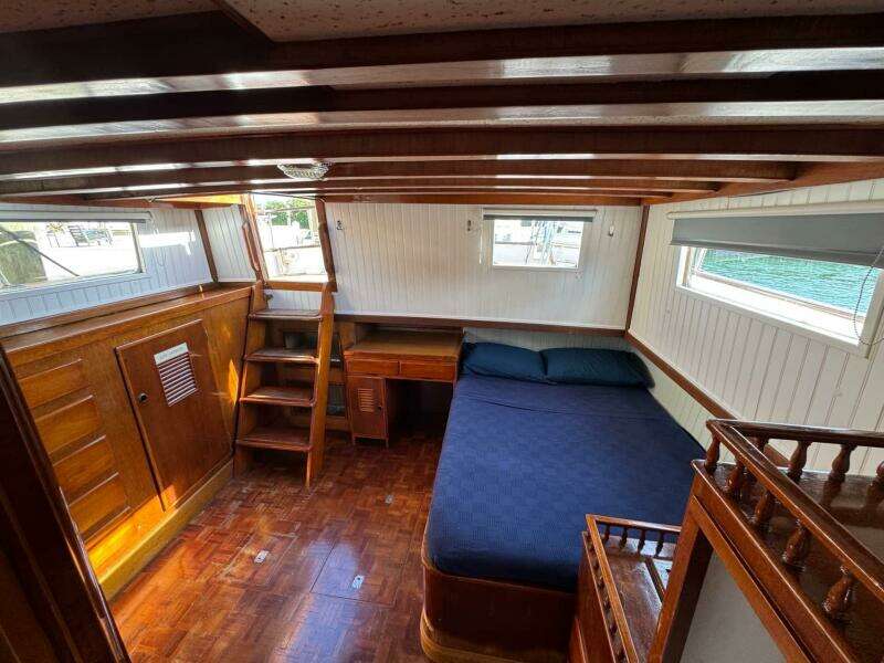 RESPITE 40ft Marine Trader Yacht For Sale