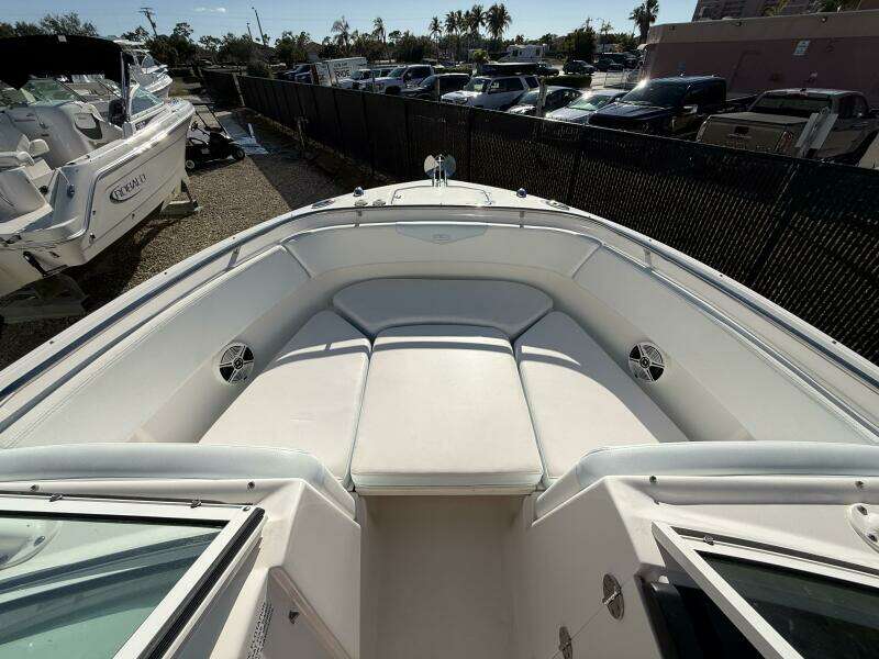 24ft Robalo Yacht For Sale