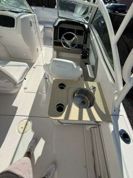 24ft Robalo Yacht For Sale
