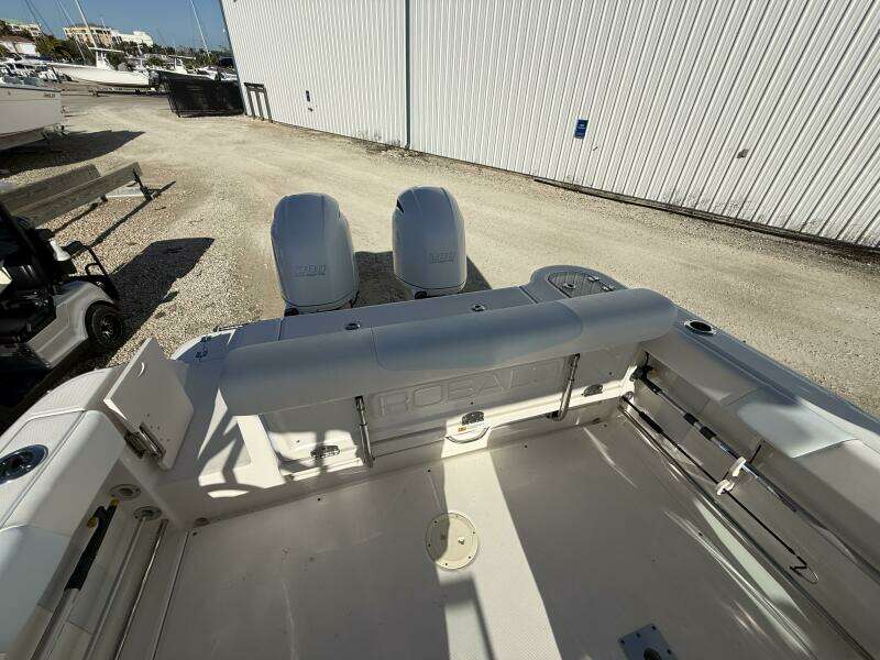 24ft Robalo Yacht For Sale