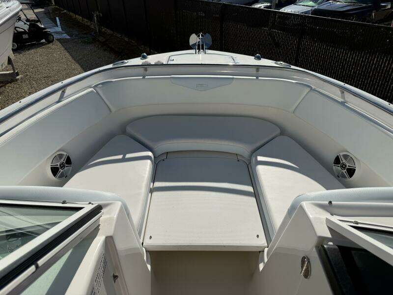 24ft Robalo Yacht For Sale