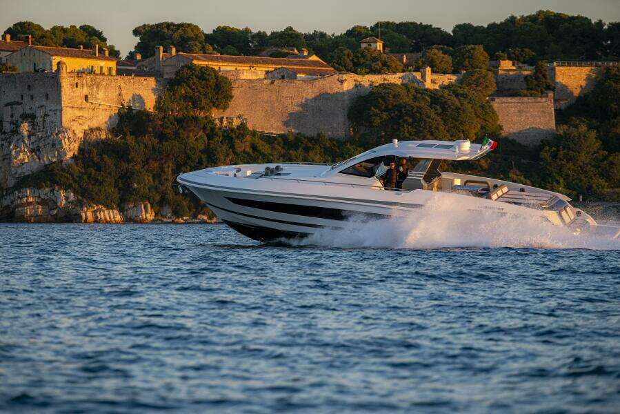 57ft Canados Yacht For Sale