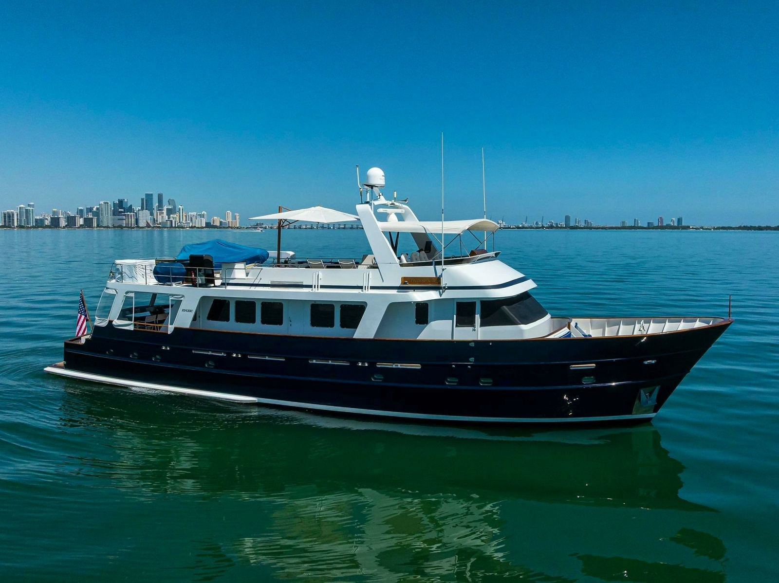AVENTURER 85ft Jongert Yacht For Sale