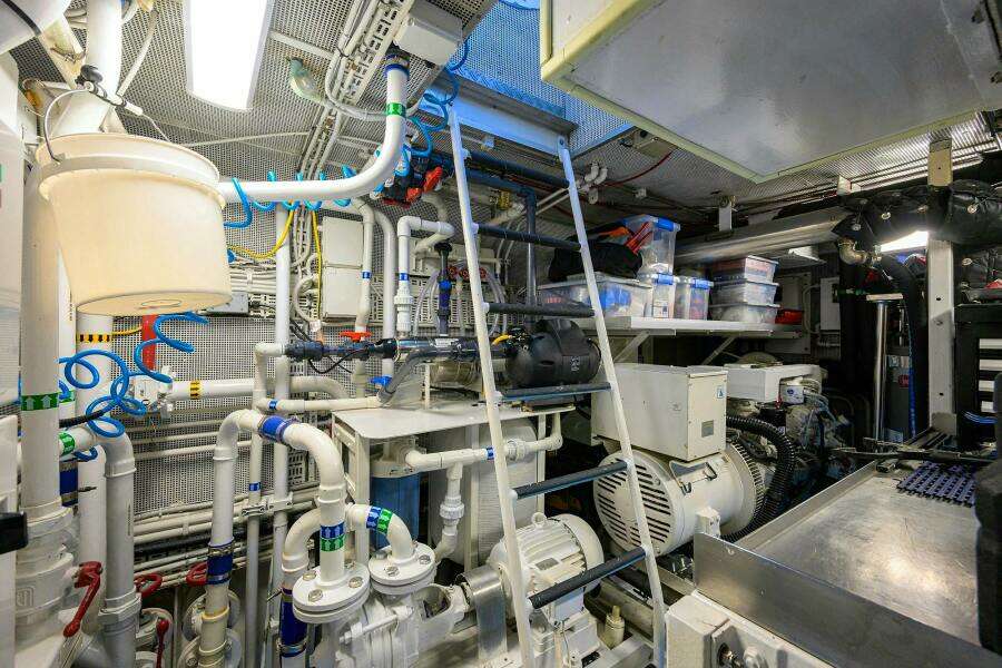 AVENTURER 85ft Jongert Yacht For Sale