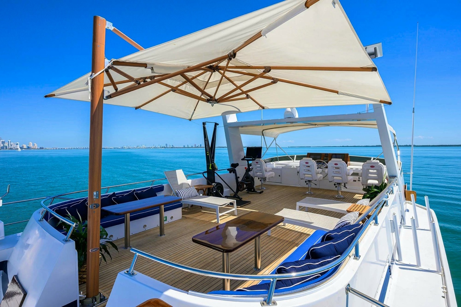 AVENTURER 85ft Jongert Yacht For Sale