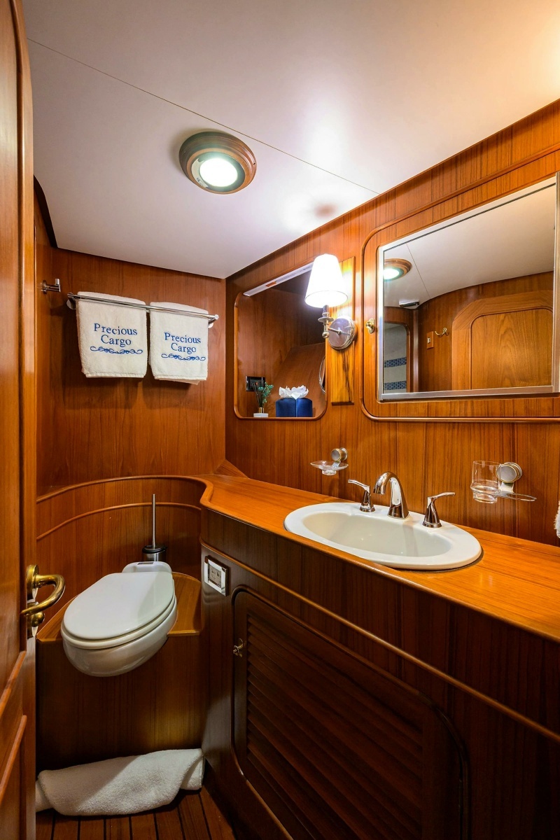 AVENTURER 85ft Jongert Yacht For Sale