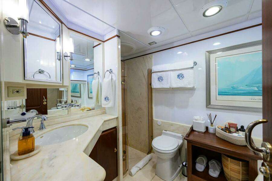 AVENTURER 85ft Jongert Yacht For Sale