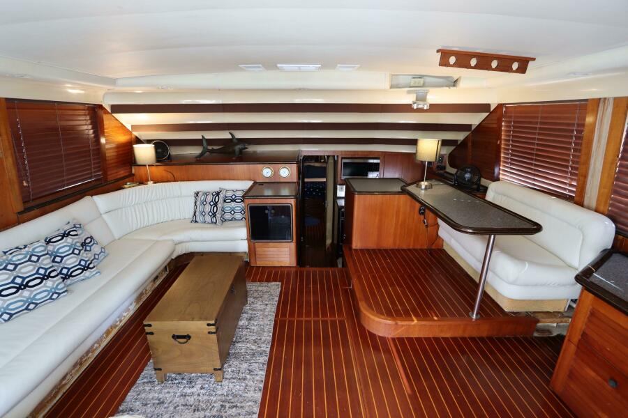 48' 1991 Spectrum 48 Convertible