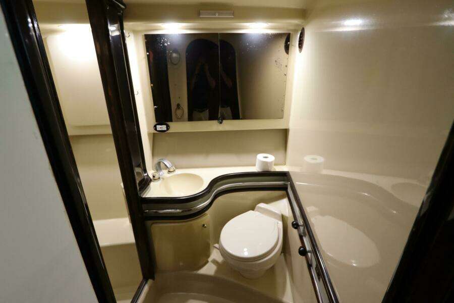 48ft Spectrum Yacht For Sale